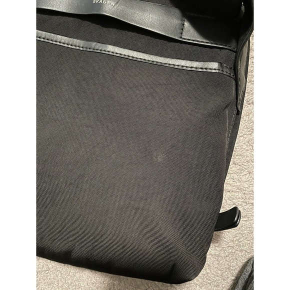 Skagen Eric Messenger‎ Bag Men's Black Nylon Leather Zippers - Picture 12 of 12